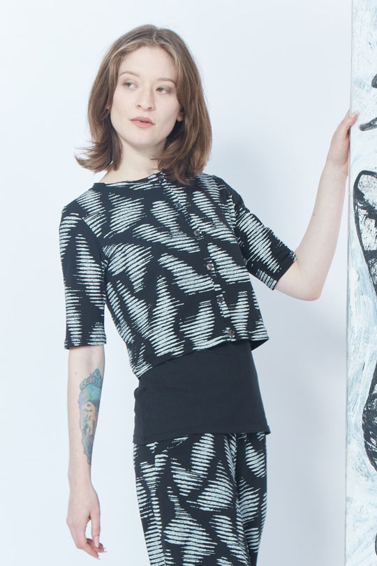 Sumi Top